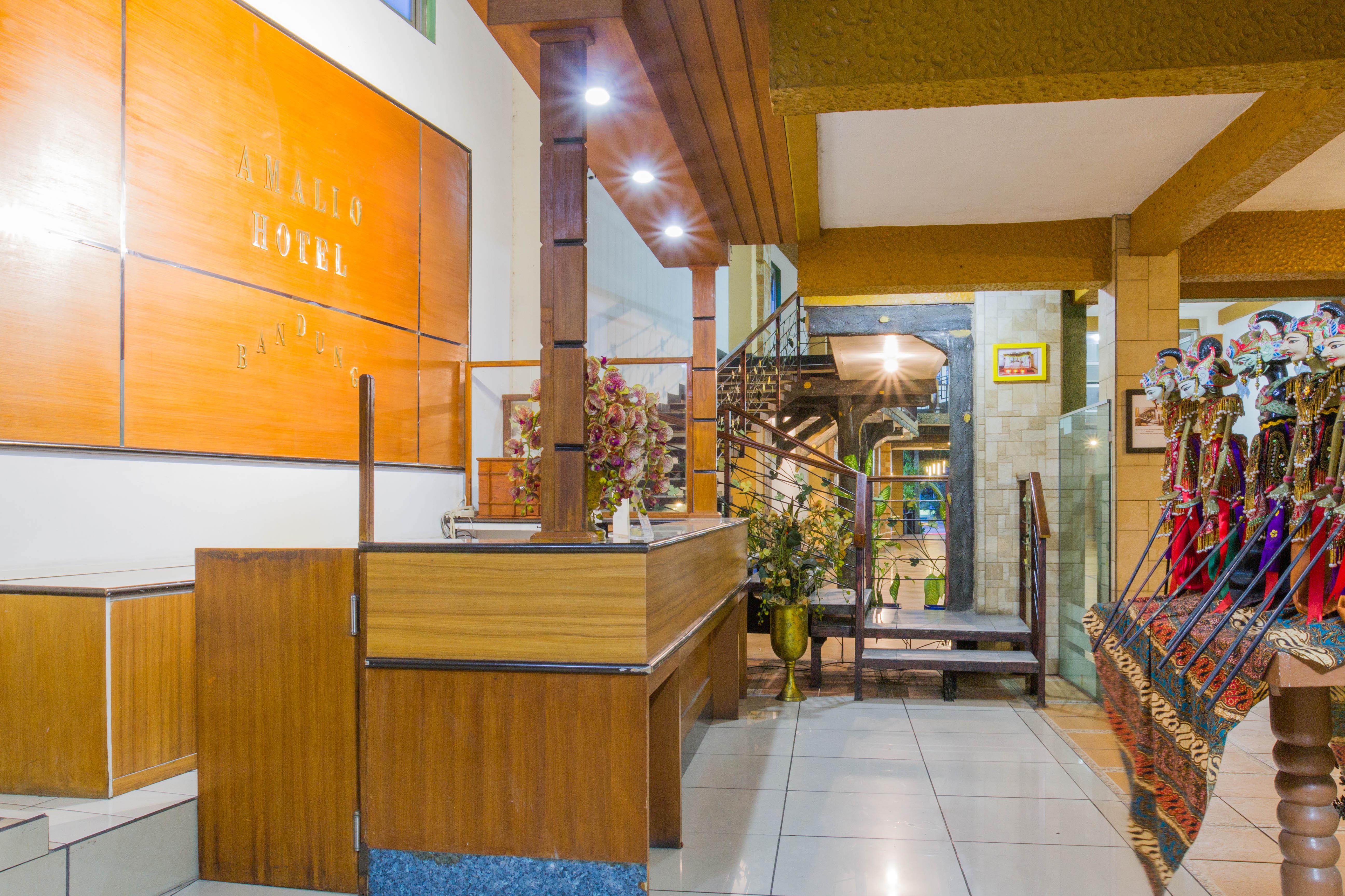 Reddoorz Plus @ Surapati 2 Bandung Exterior photo