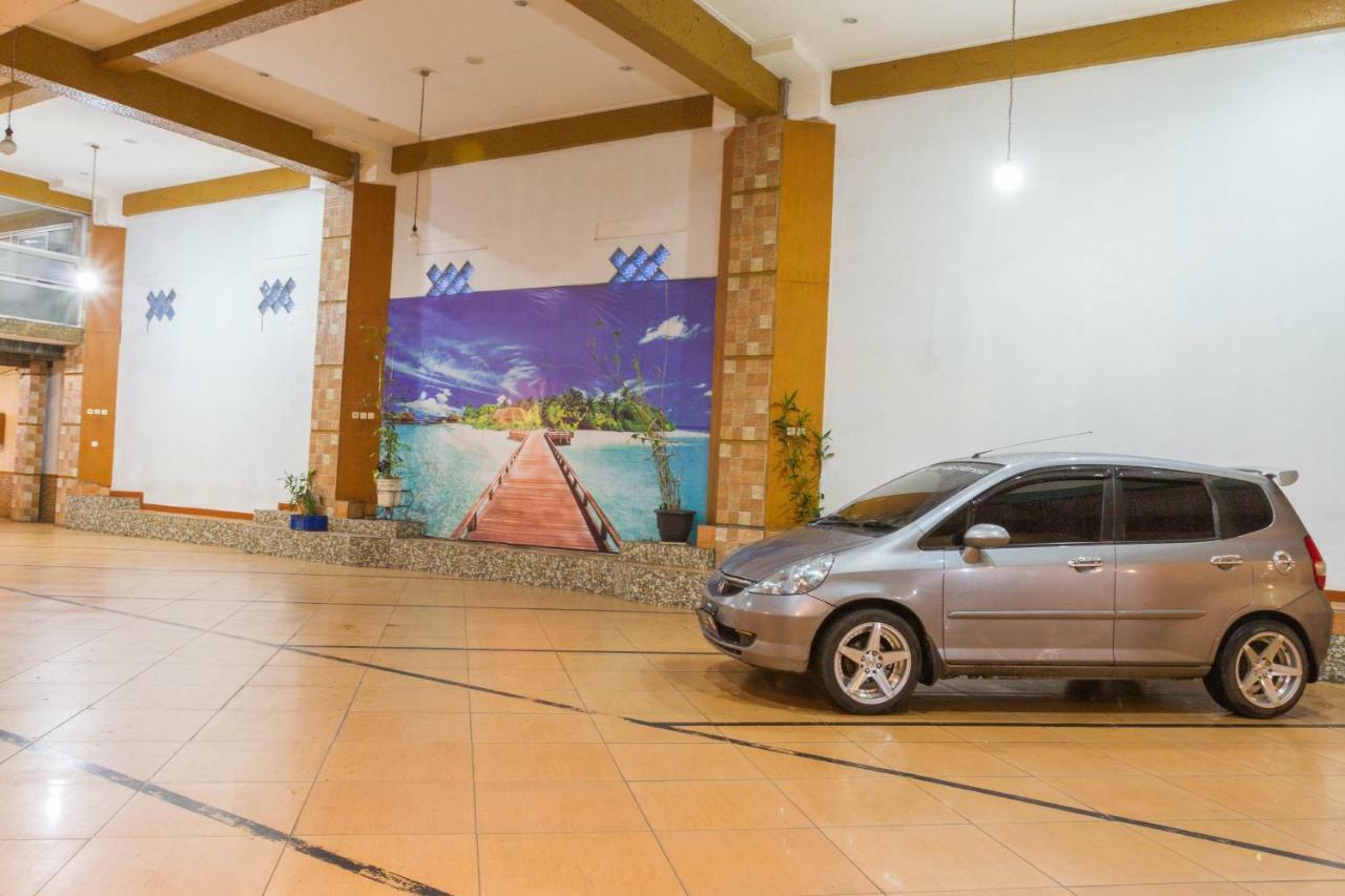 Reddoorz Plus @ Surapati 2 Bandung Exterior photo